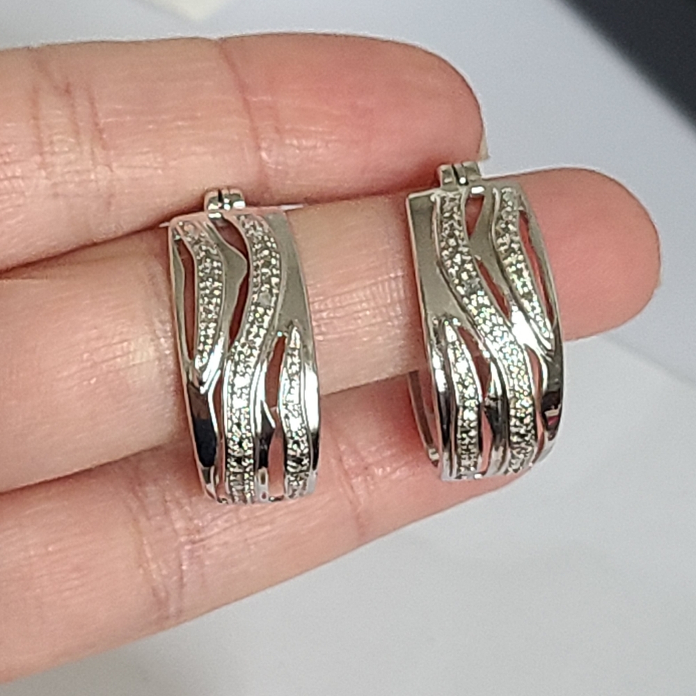 Vintage Chunky Sterling Silver Chunky U Hoop Cut Out Earrings